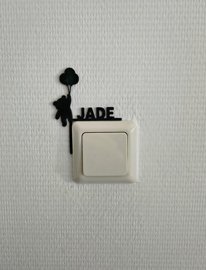 Gepersonaliseerde lichtschakelaar decoratie met naam - beer met ballon